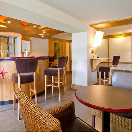Vacanceole - Le De Montchavin Apartahotel Bellentre