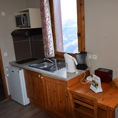 Vacanceole - Le De Montchavin Apart Otel 2*